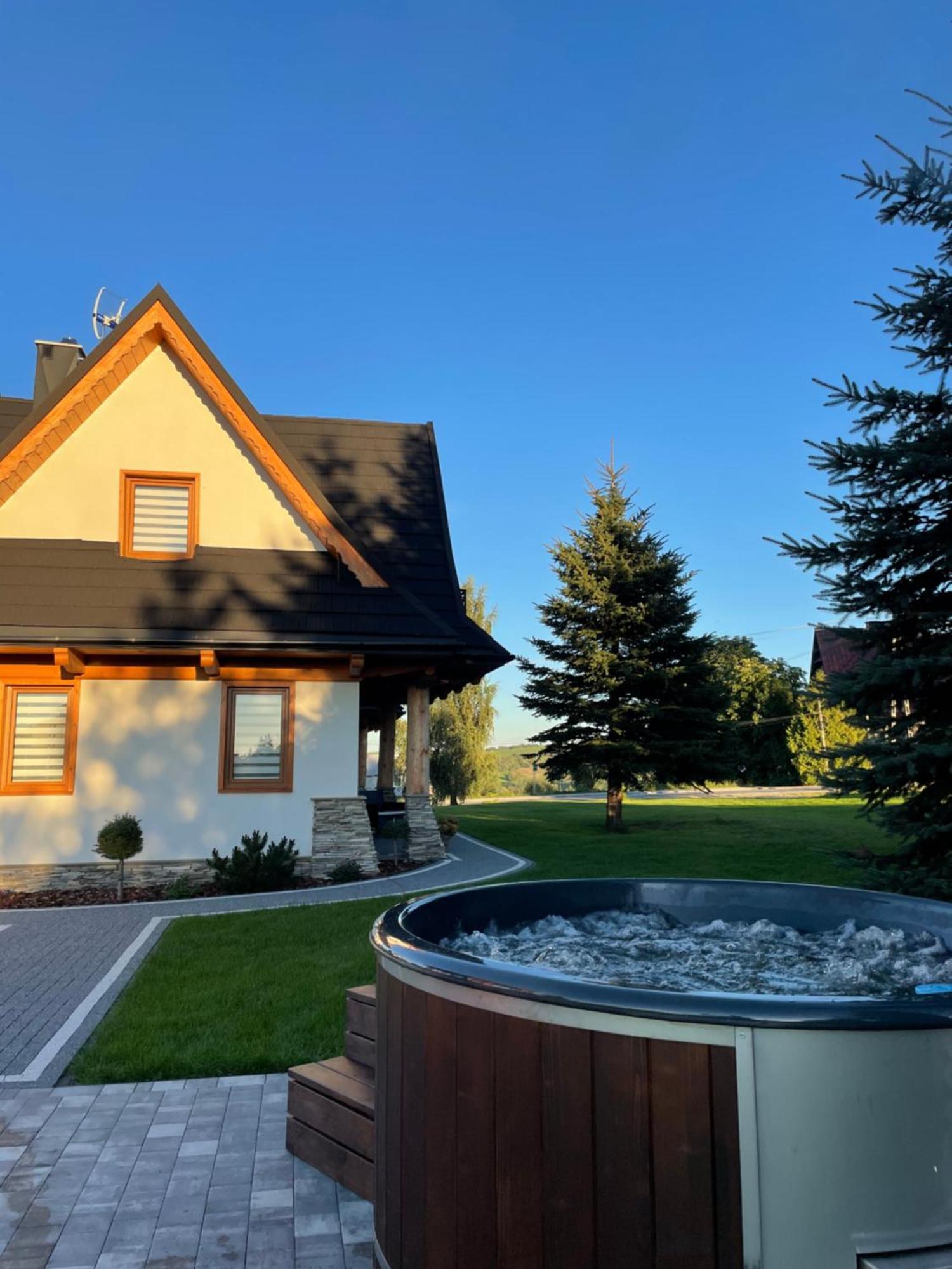 Stylove Domki Banska Nizna Domki Z Jacuzzi Eksteriør billede